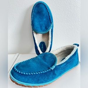 Lil bean slippers new!